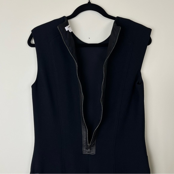 Helmut Lang Sleeveless Wool Dress with Black Leather Buckle - Picture 11 of 14